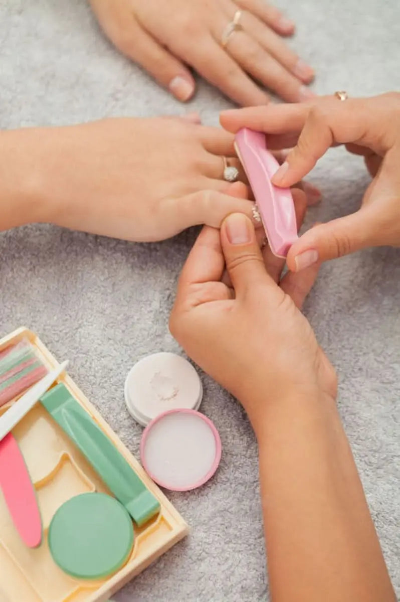 Manucure Japonaise P.Shine. Traitement hydratant et réparateur des ongles OCIBEL